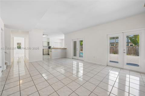 7605 SW 147th St, Palmetto Bay FL - photo 11 of 57