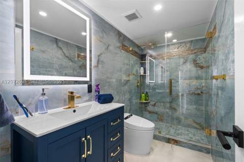 19380 Collins Ave 826, Sunny Isles Beach FL - photo 12 of 44