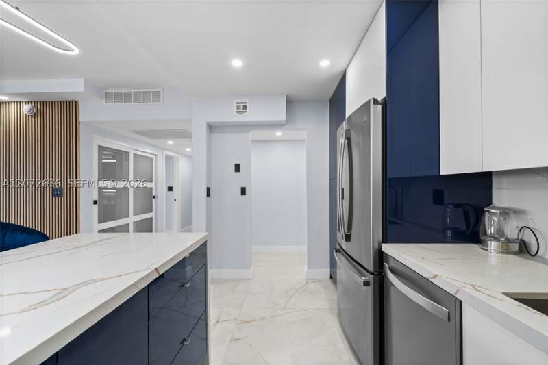 3 bedroom Condominium at 19380 Collins Ave 826, Oceanview Building B Cond, Sunny Isles Beach — photo 3