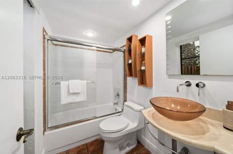 3145 Jackson Ave, Miami FL - photo 18 of 51