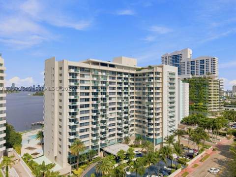 1200 West Ave 815, Miami Beach FL - photo 19 of 24