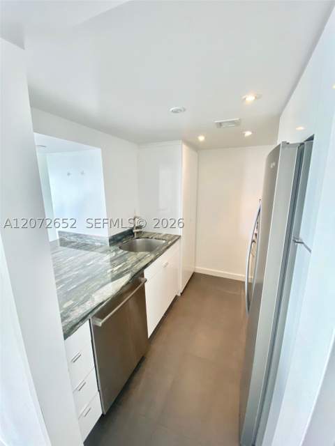 1200 West Ave 815, Miami Beach FL - photo 7 of 24