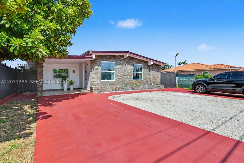 5 bedroom SingleFamilyResidence at 3538 SW 87th Ct, Bird Rd Highlands, Miami — photo 1