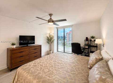3300 NE 192nd St 1713, Aventura FL - photo 10 of 16