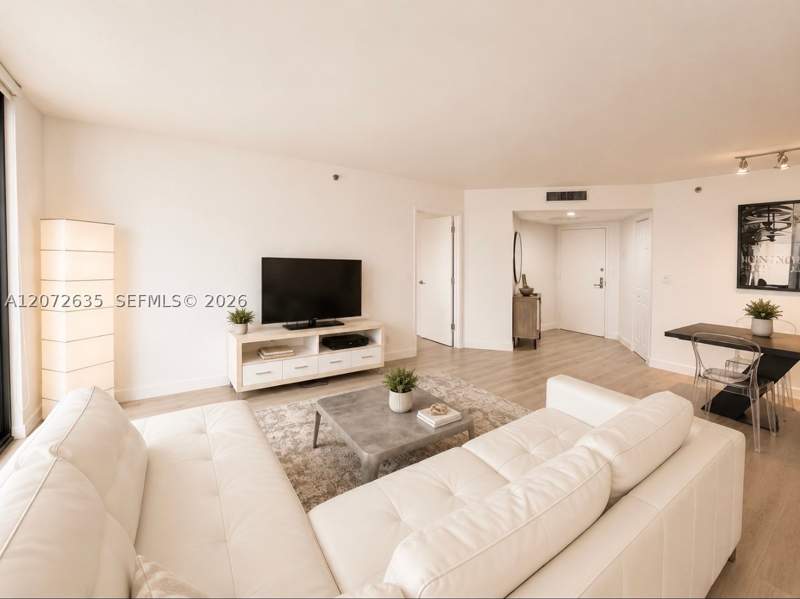 2 bedroom Condominium at 3300 NE 192nd St 1713, Parc Central Aventura Eas, Aventura — photo 3