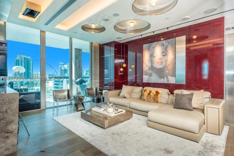 2 bedroom Condominium at 50 S Pointe Dr 905, Continuum On South Beach, Miami Beach — photo 2