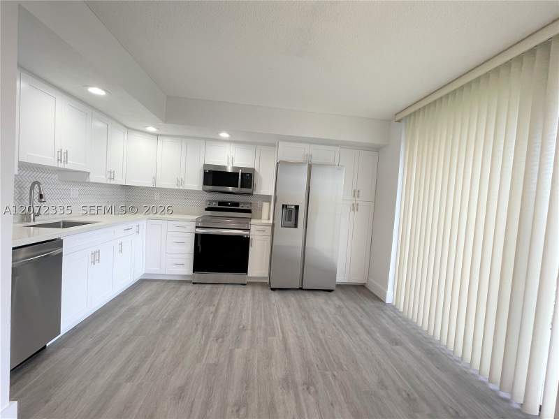 3 bedroom Condominium at 8520 SW 133rd Ave Rd 406, Horizons West Condo #4, Miami — photo 3