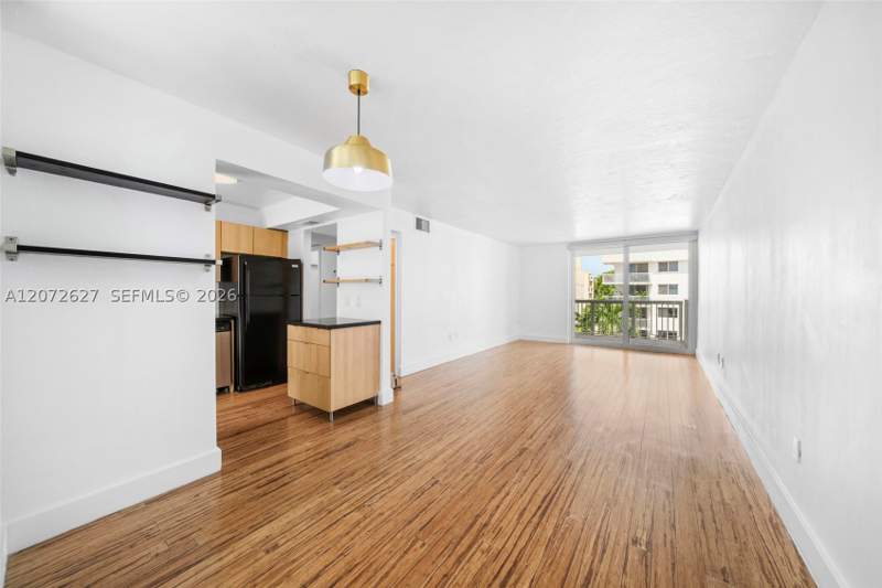 1 bedroom Condominium at 1670 Bay Rd 4B, Bayside Terrace Condo, Miami Beach — photo 4