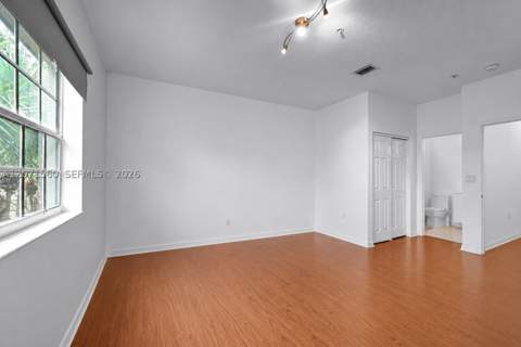 5670 NW 116th Ave 222, Doral FL - photo 17 of 47