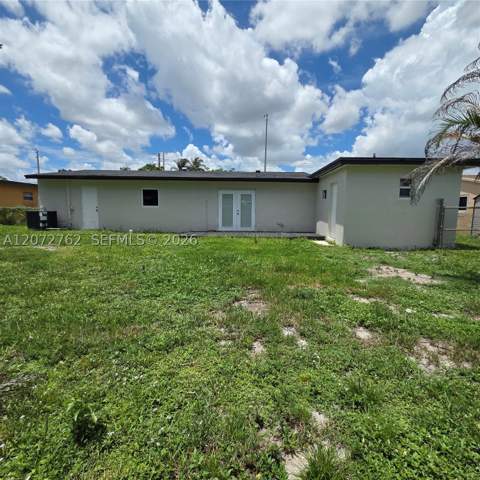 17301 NW 47th Ave, Miami Gardens FL - photo 17 of 22