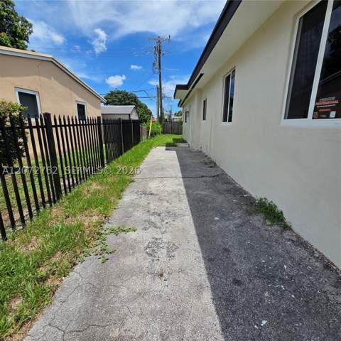17301 NW 47th Ave, Miami Gardens FL - photo 19 of 22