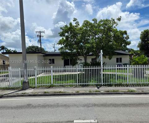 17301 NW 47th Ave, Miami Gardens FL - photo 21 of 22