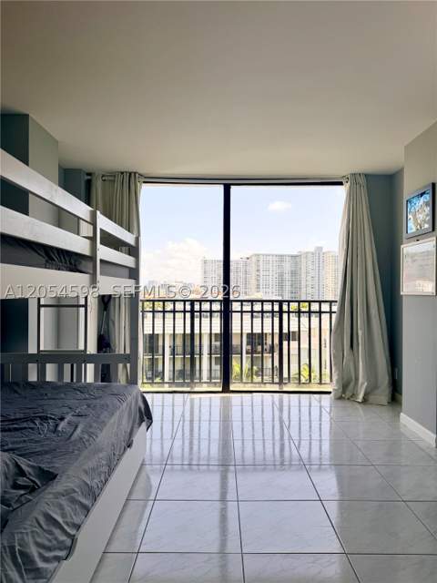 17021 N Bay Rd 802, Sunny Isles Beach FL - photo 14 of 24