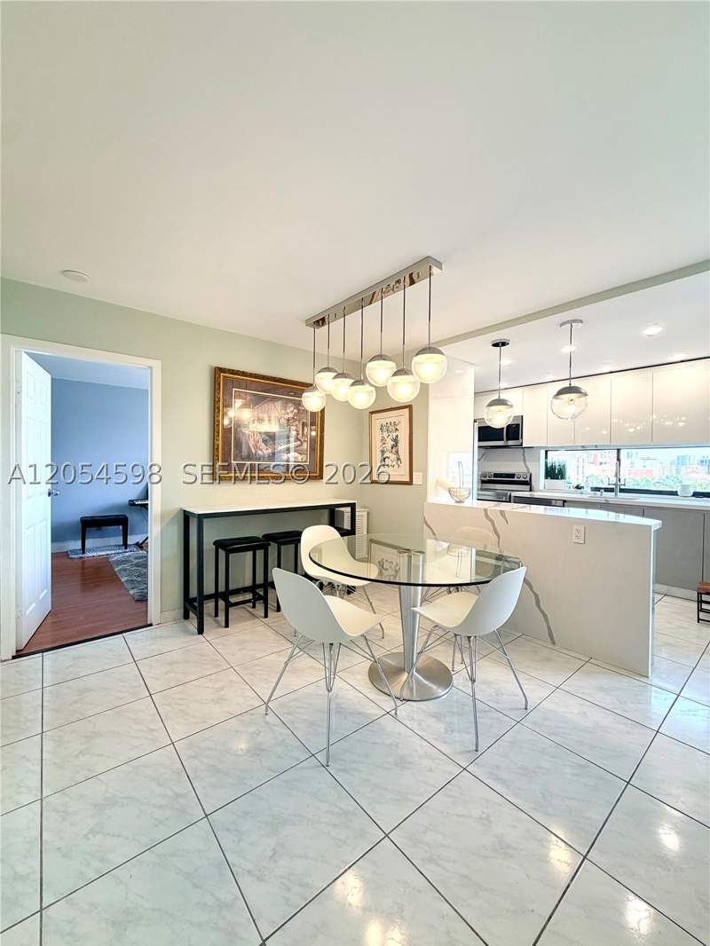 3 bedroom Condominium at 17021 N Bay Rd 802, Plaza Of Americas Condo P, Sunny Isles Beach — photo 5