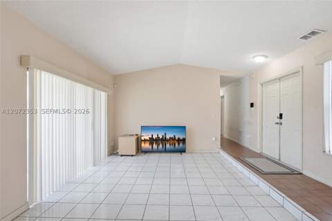 16604 SW 104th Ct, Miami FL - photo 10 of 43