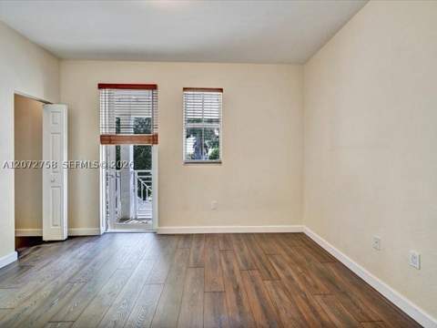 7490 NW 115th Ct, Doral FL - photo 11 of 36