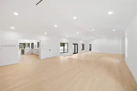 11901 SW 45th St, Miami FL - photo 8 of 79
