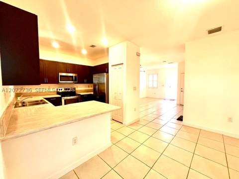 2606 SE 13th St, Homestead FL - photo 23 of 26