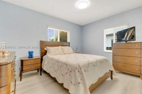 142 W 35th St, Hialeah FL - photo 13 of 41