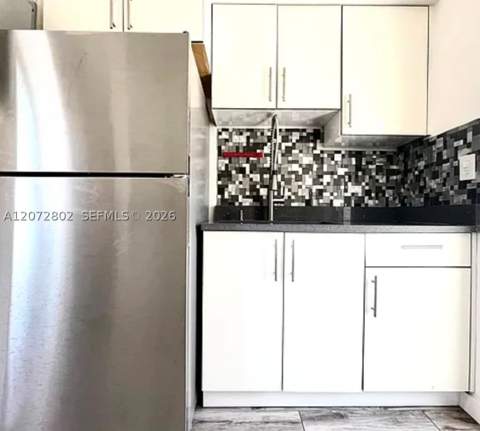 500 77th St 3, Miami Beach FL - photo 10 of 21