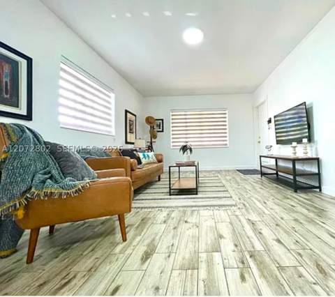 500 77th St 3, Miami Beach FL - photo 11 of 21