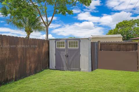 14800 Buchanan St, Miami FL - photo 24 of 37