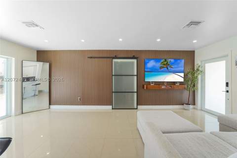 14800 Buchanan St, Miami FL - photo 8 of 37