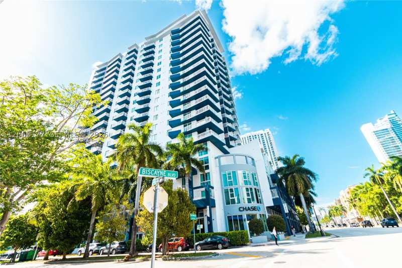 2 bedroom Condominium at 275 NE 18St 1110, 1800 Biscayne Plaza Condo, Miami — photo 1