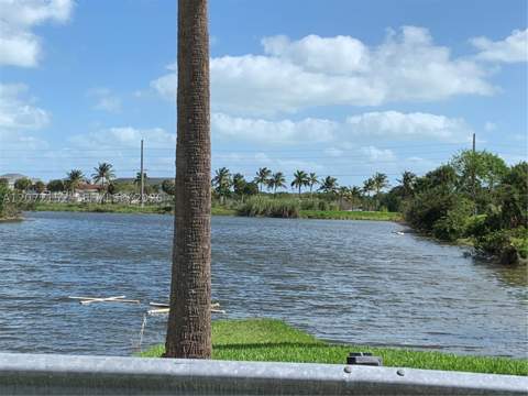 22801 SW 88th Pl 203, Cutler Bay FL - photo 19 of 24