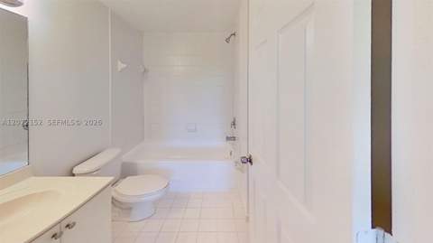 22801 SW 88th Pl 203, Cutler Bay FL - photo 9 of 24