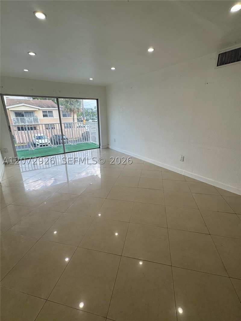 2 bedroom Condominium at 4530 NW 79th Ave 2D, Doral Gardens Condo, Doral — photo 1