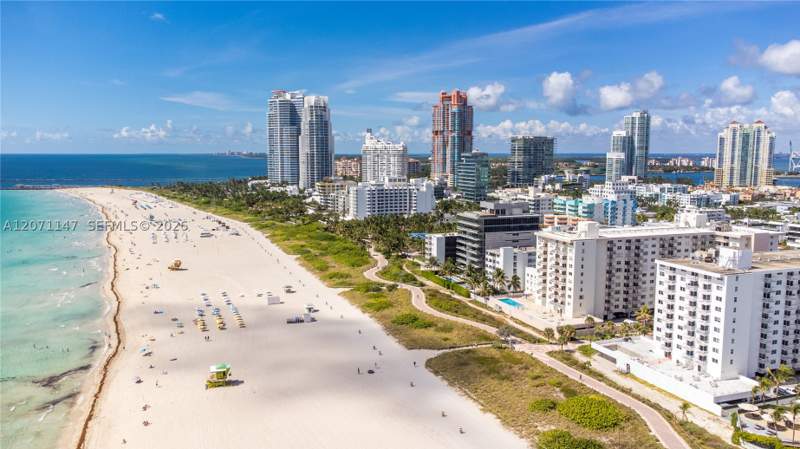 0 bedroom Condominium at 401 Ocean Dr 607, The Presidential Condo, Miami Beach — photo 3