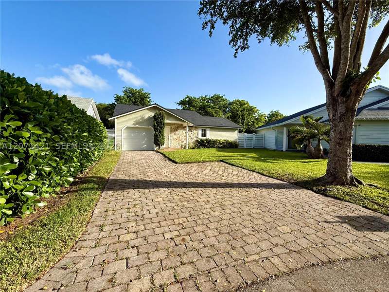 2 bedroom SingleFamilyResidence at 14353 SW 150th Ter, COUNTRY WALK SEC 4, Miami — photo 1