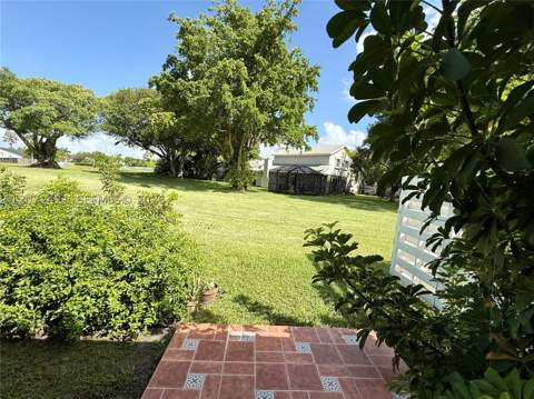 14353 SW 150th Ter, Miami FL - photo 18 of 32