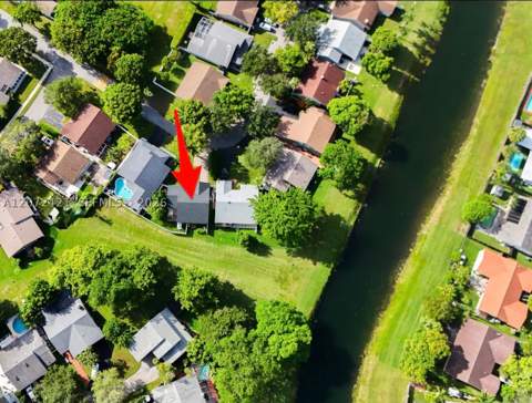 14353 SW 150th Ter, Miami FL - photo 21 of 32