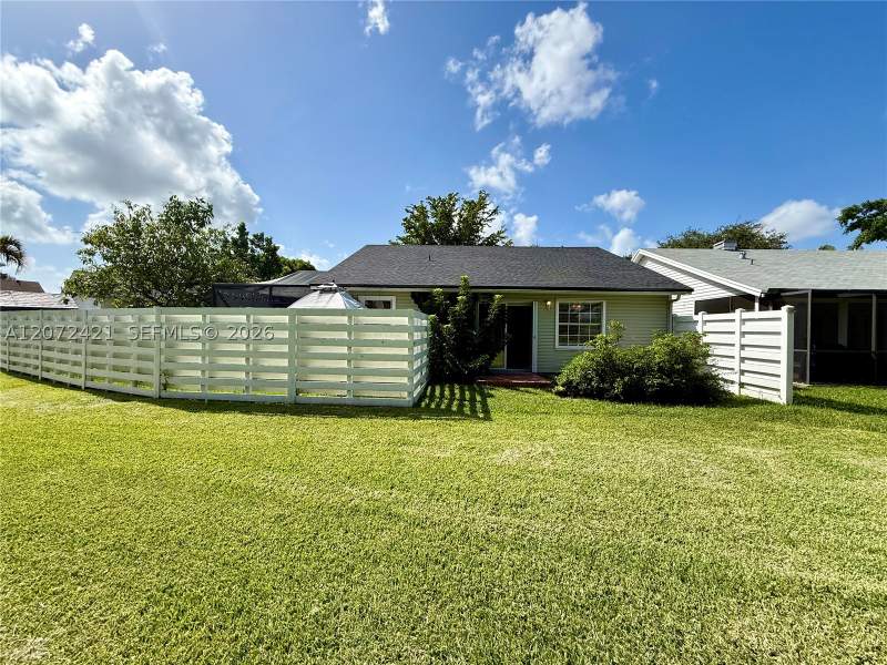 2 bedroom SingleFamilyResidence at 14353 SW 150th Ter, COUNTRY WALK SEC 4, Miami — photo 5