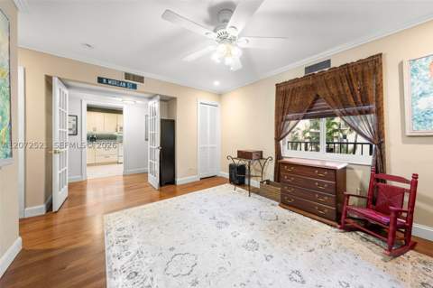 6815 Edgewater Dr 202, Coral Gables FL - photo 19 of 23