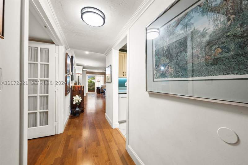 2 bedroom Condominium at 6815 Edgewater Dr 202, Admiral Farragut Condo, Coral Gables — photo 5