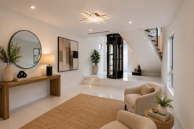 5 bedroom SingleFamilyResidence at 3460 NW 84th Ave, Oasis Park Square At Doral, Doral — photo 4