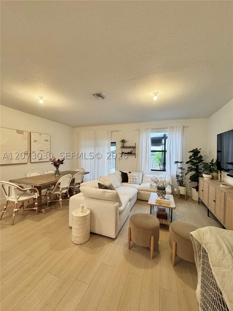 3 bedroom Townhouse at 24896 SW 107th Ave, Allapattah Gdns, Homestead — photo 5