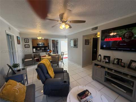 9716 Hammocks Blvd 101, Miami FL - photo 21 of 35