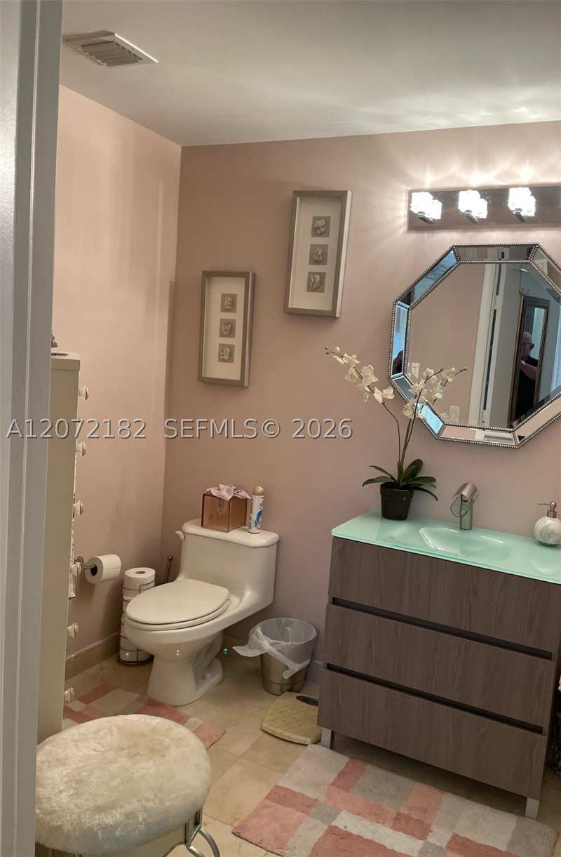 1 bedroom Condominium at 6365 Collins Ave Cab18, Akoya Condo, Miami Beach — photo 1