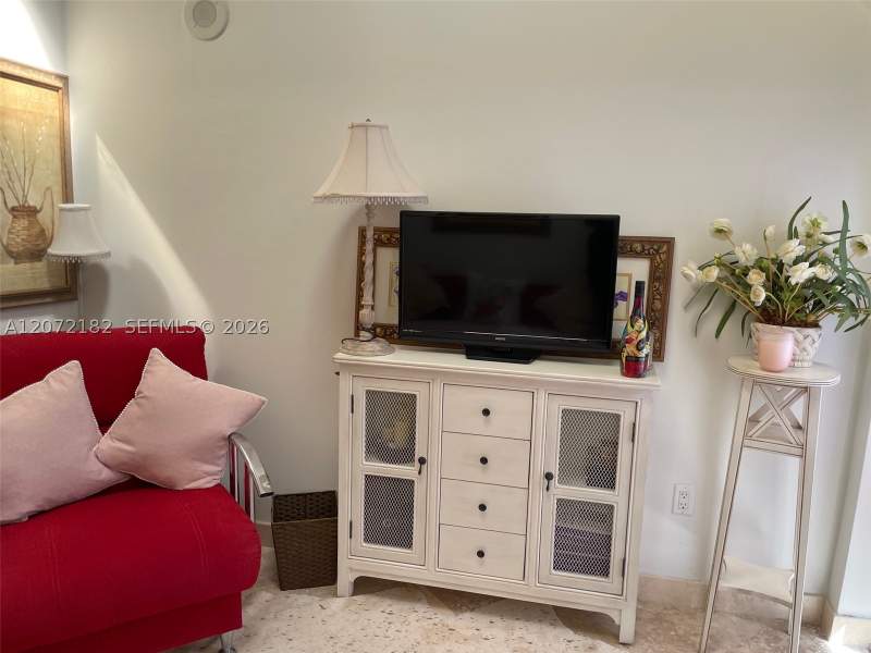 1 bedroom Condominium at 6365 Collins Ave Cab18, Akoya Condo, Miami Beach — photo 5