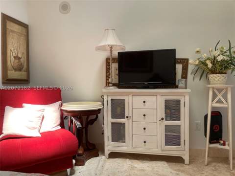 6365 Collins Ave Cab18, Miami Beach FL - photo 6 of 8