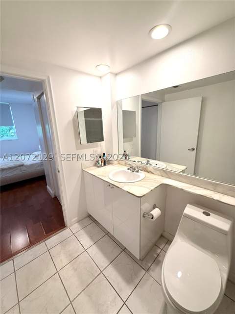 2775 NE 187th St 313, Aventura FL - photo 7 of 17