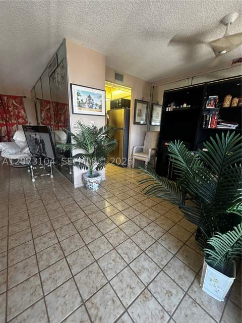 251 174th St 2315, Sunny Isles Beach FL - photo 10 of 11