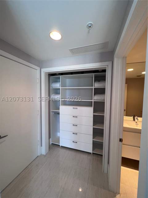17301 Biscayne Blvd 1402, North Miami Beach FL - photo 23 of 38