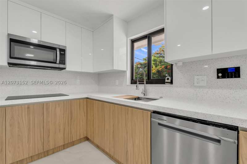 4 bedroom SingleFamilyResidence at 11815 SW 222nd St, Richards Sub, Miami — photo 1