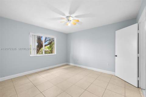 2930 SE 12th Rd 101-31, Homestead FL - photo 20 of 36