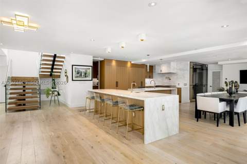 795 Lakeview Dr, Miami Beach FL - photo 8 of 42